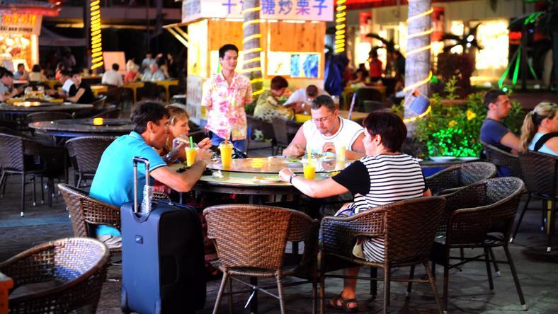 比东北人还爱去海南的,居然是俄罗斯人?